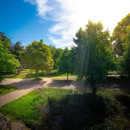 Boutique Karel De Stoute Hotel 4*